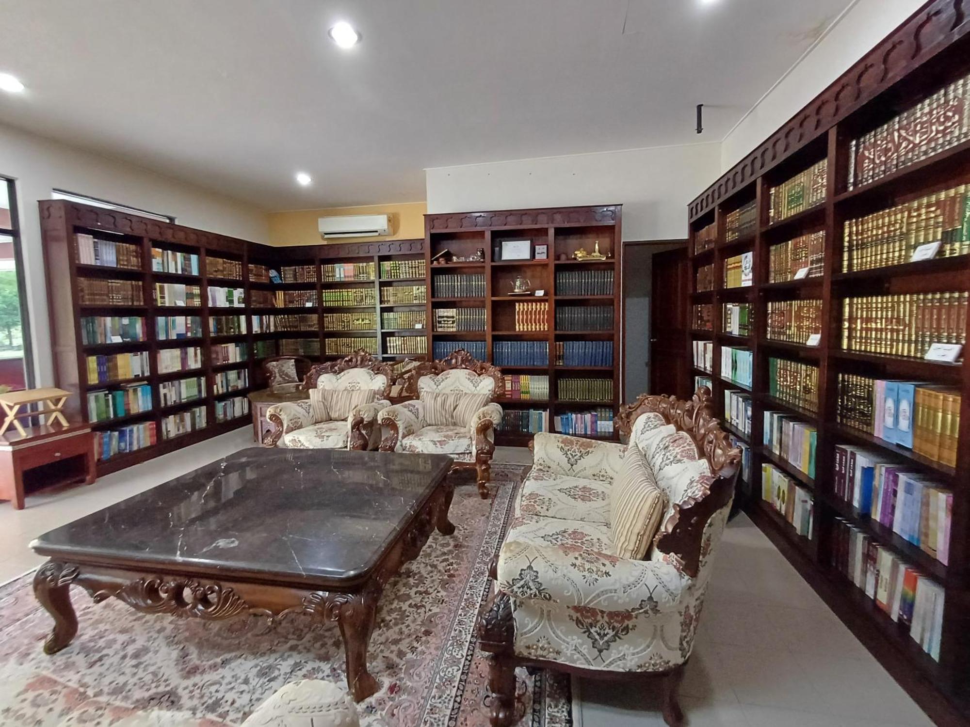 Lemuni Retreat & Training Centre - Kerling, Selangor Hotel ภายนอก รูปภาพ