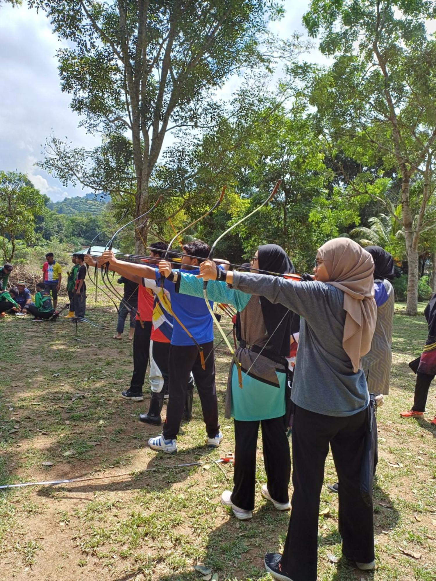 Lemuni Retreat & Training Centre - Kerling, Selangor Hotel ภายนอก รูปภาพ