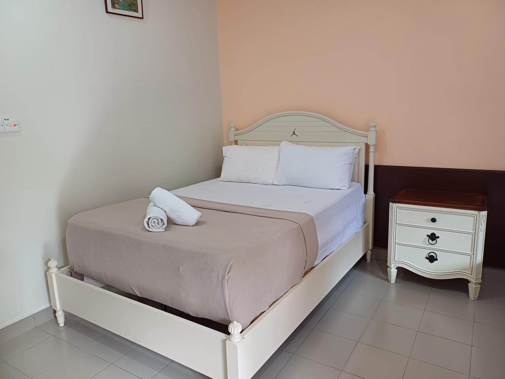 Lemuni Retreat & Training Centre - Kerling, Selangor Hotel ภายนอก รูปภาพ